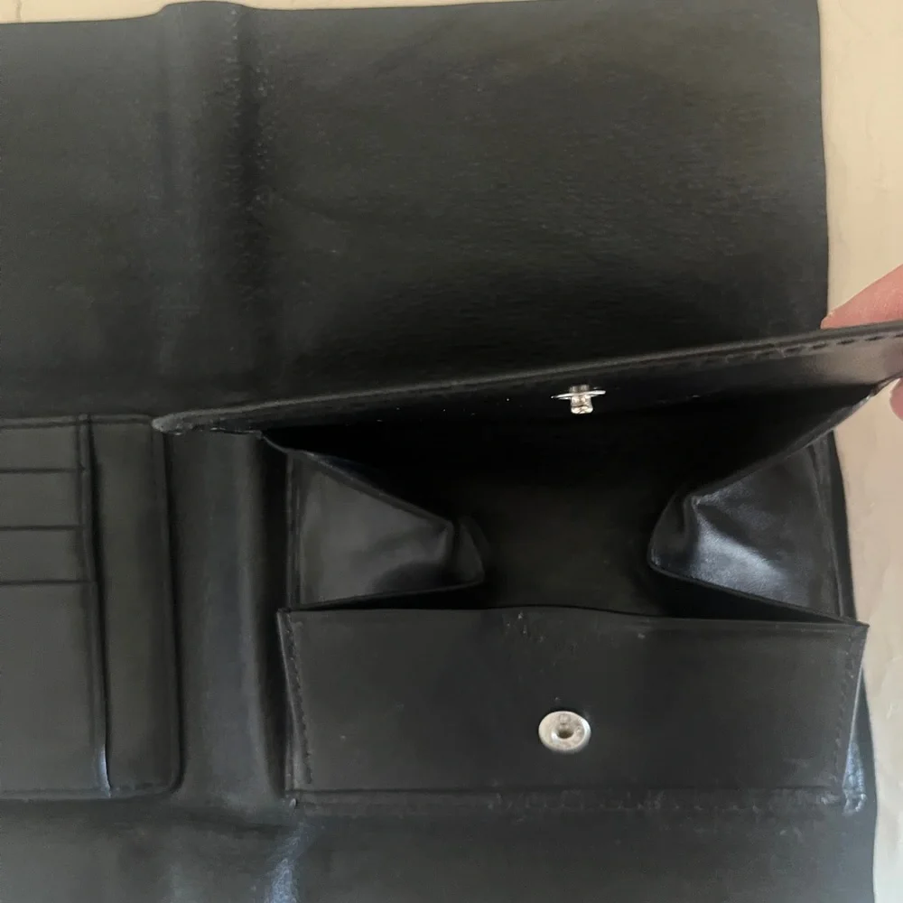 Accessories De Bonne Compagnie Leather Foldable Wallet